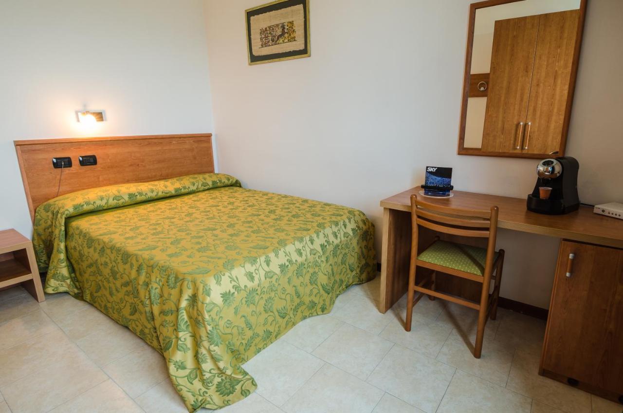 Hotel Luna Blu Casumaro Kültér fotó